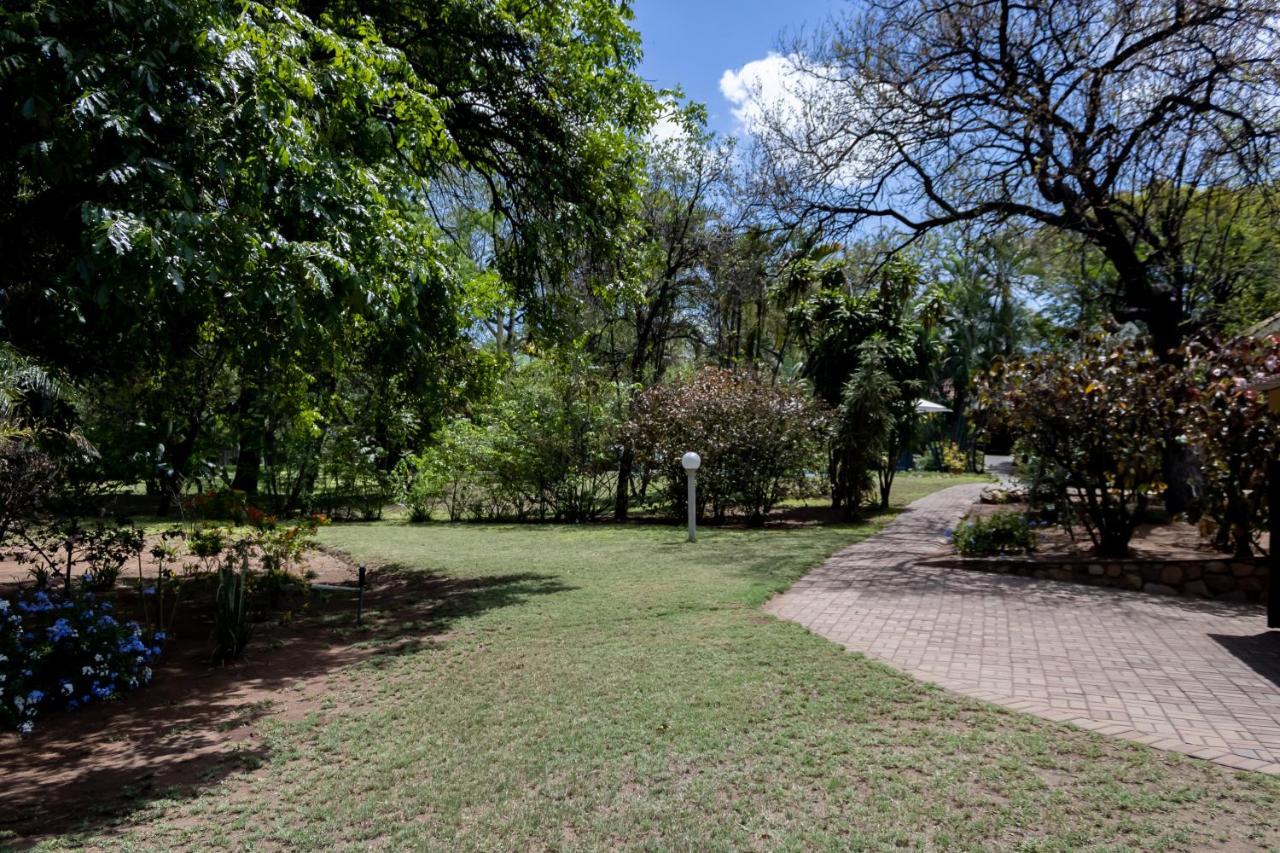 Sunbird Lodge Phalaborwa Exterior photo